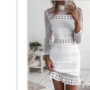 White long sleeve dress